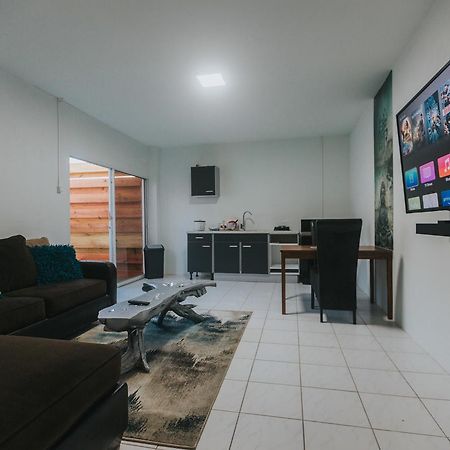 Buddha Studios Aruba Palm Beach Extérieur photo